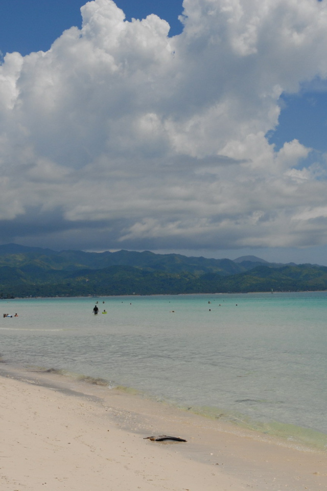 Белый пляж на Острове Боракай