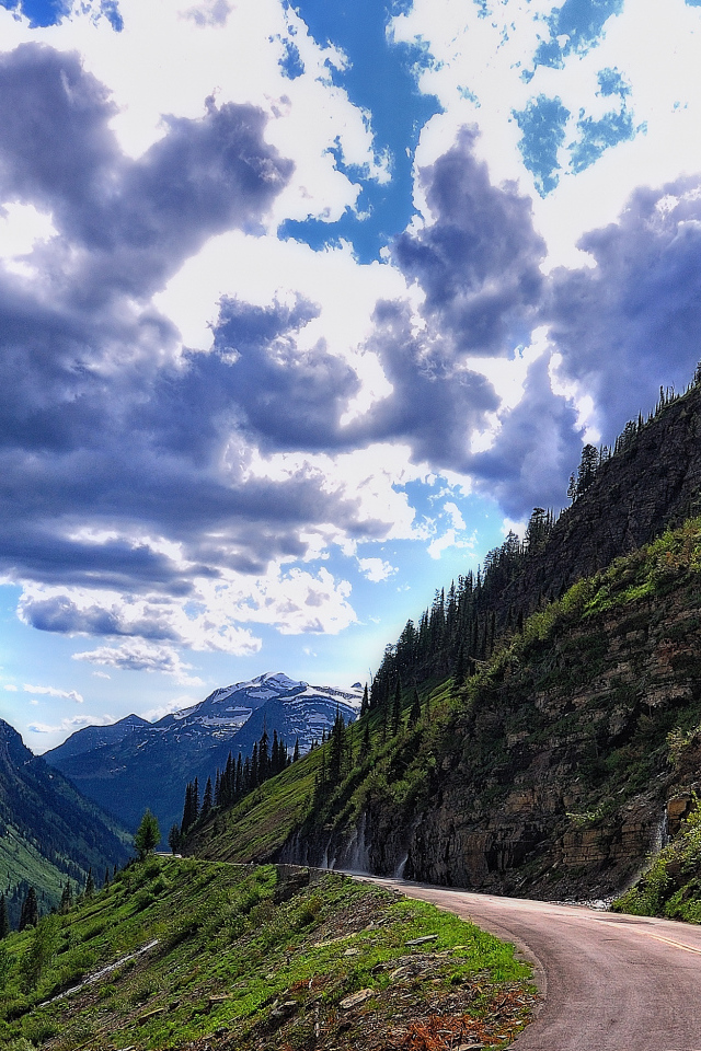 Облако над горой