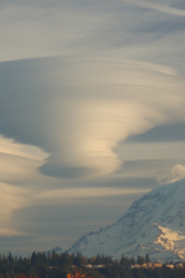 Оригинальные Облака над горами