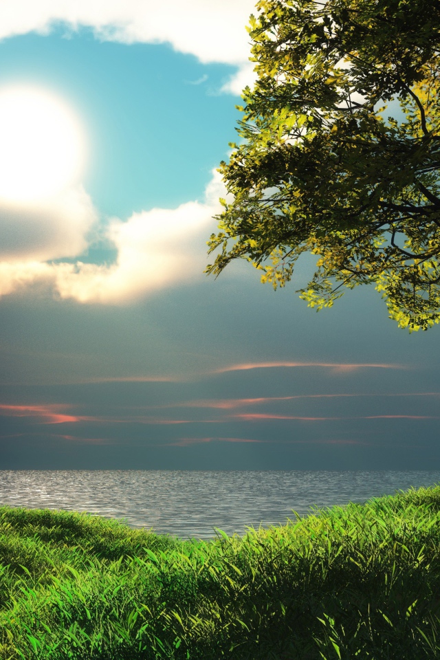 Солнце между облаков