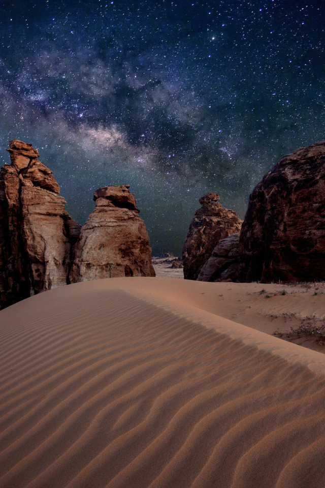 Скалы в пустыне