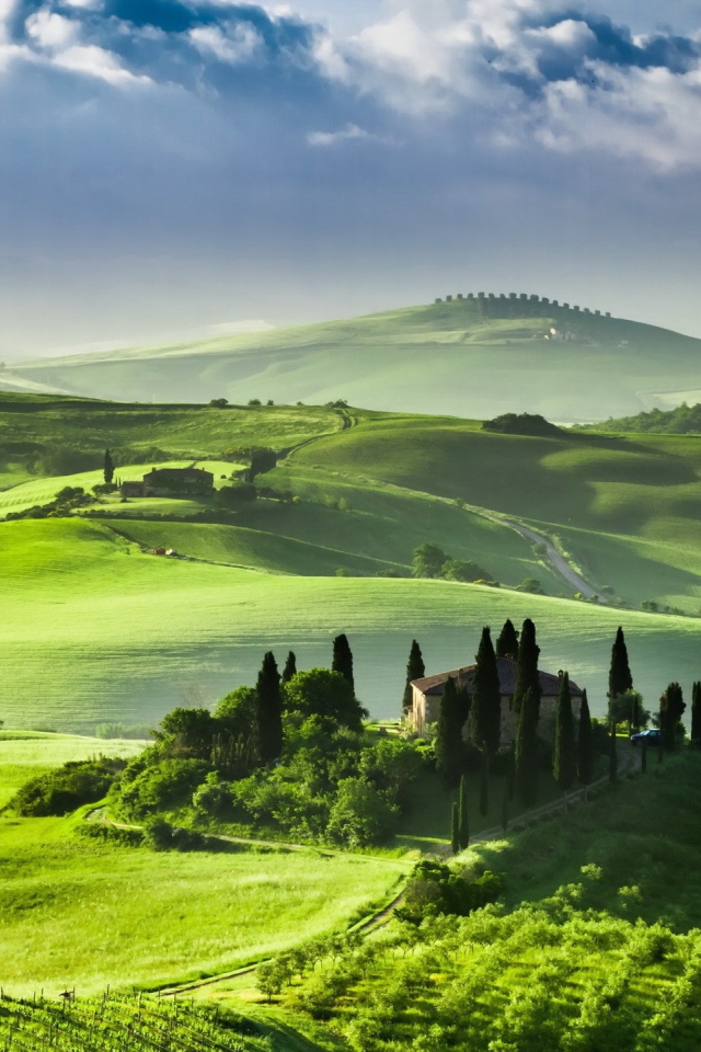 Зеленый пейзаж Италии