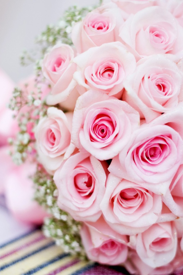 Букет розовых роз