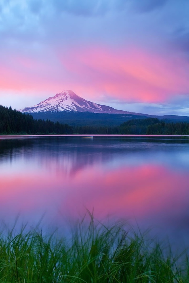 Отражение гор