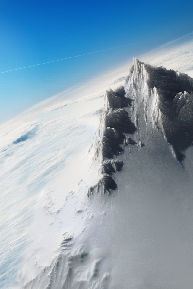 Заснеженная вершина 