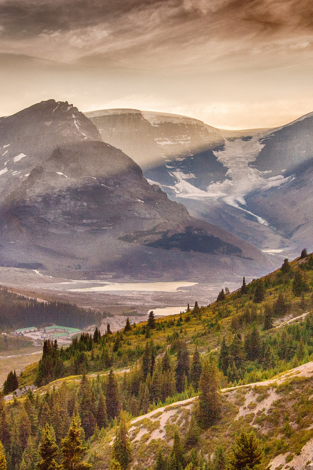 Закат над горами