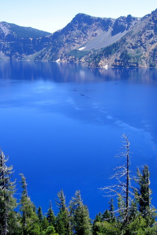 	   Blue mountain lake