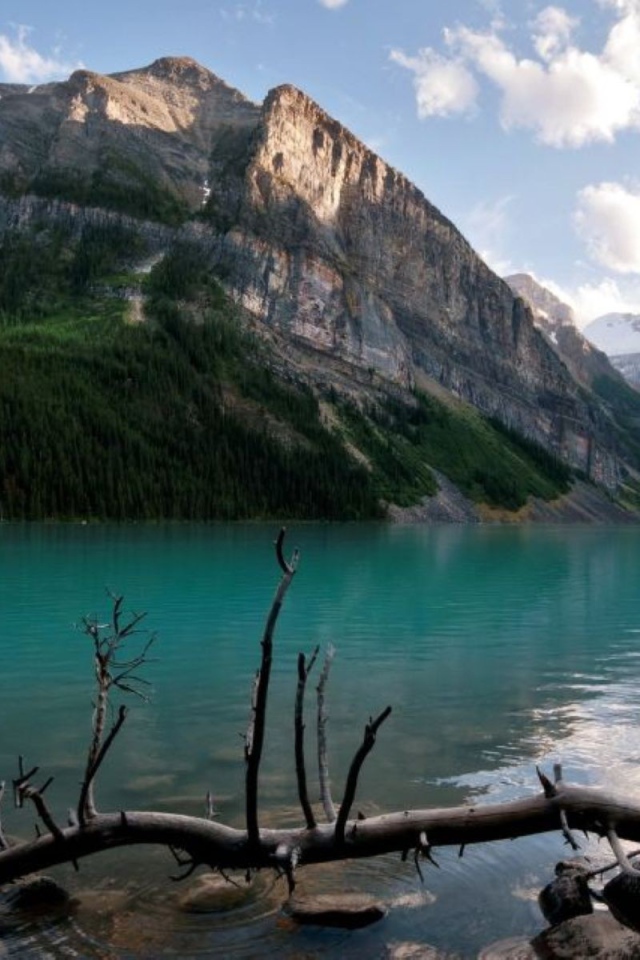 Высокогорное озеро