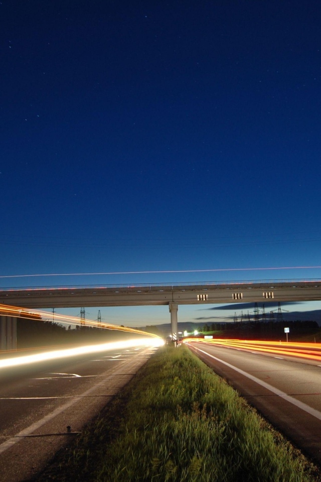 Ночная автомагистраль