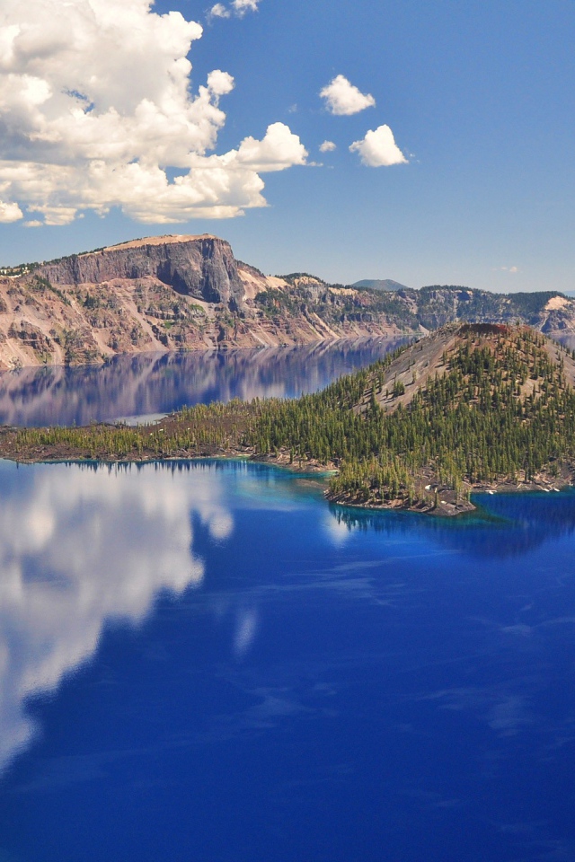 Кратерное озеро