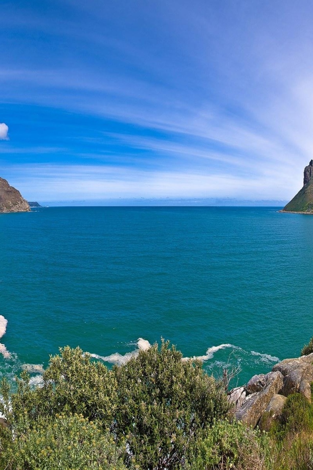 Озеро под облаками