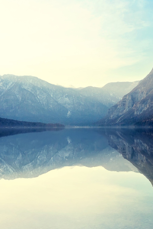 Отражение в озере