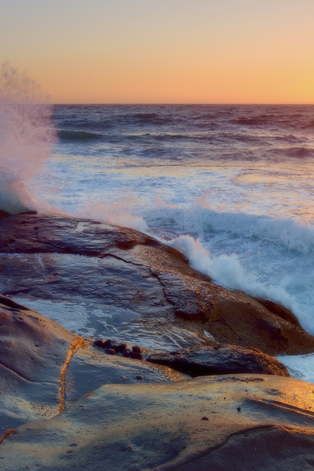 Море волнуется перед закатом