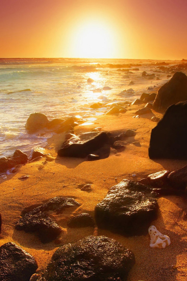 Красочный закат на пляже