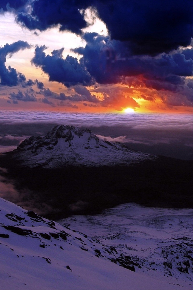 Закат на горной высоте