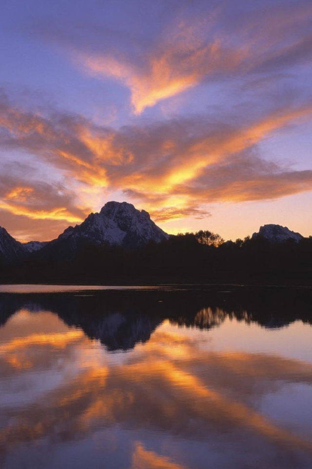 Солнце зашло за гору