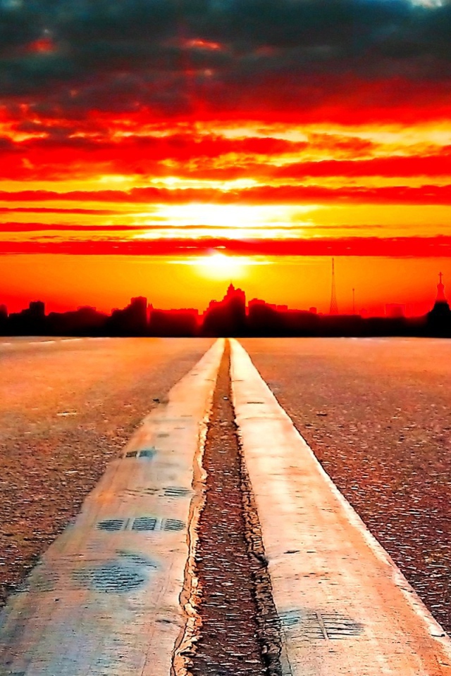 Линия разметки на дороге