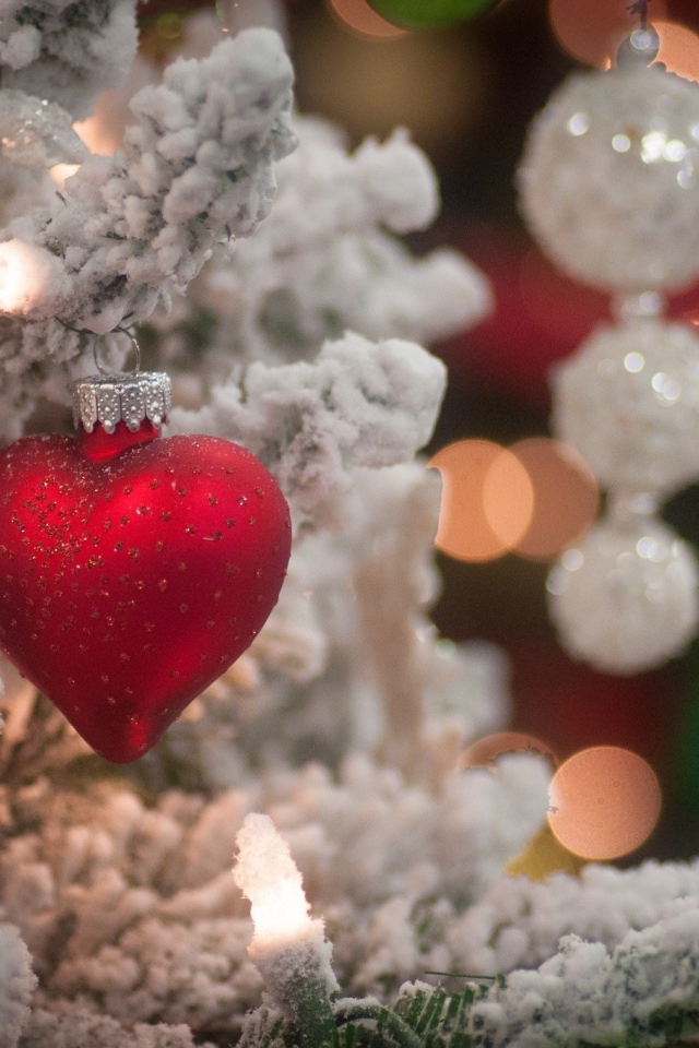 Сердечко на елке