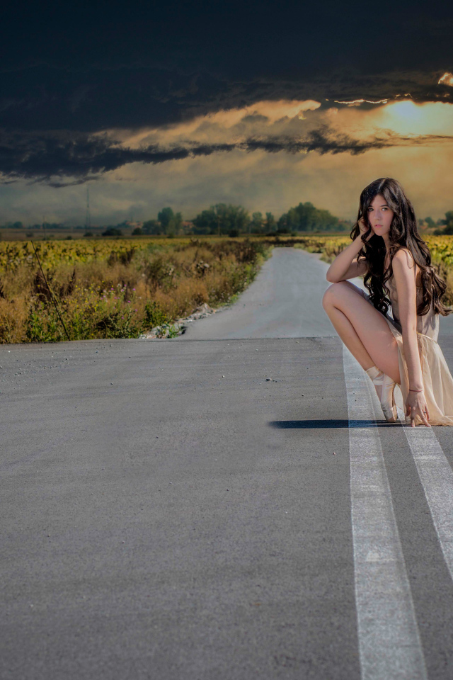 Балерина присела на дорогу