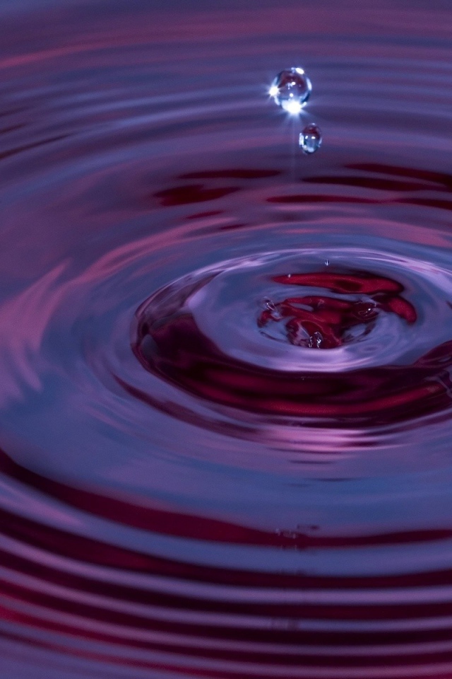 Круги на воде от капли