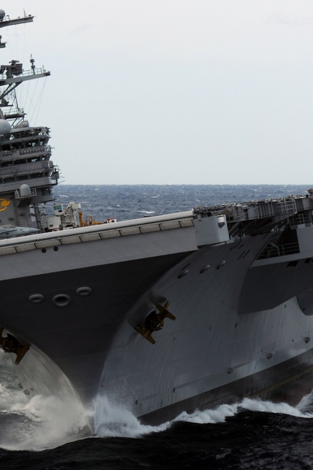 Крен авианосца