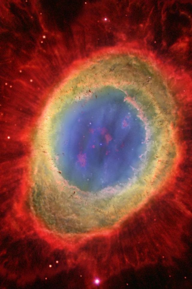 Туманность в форме глаза