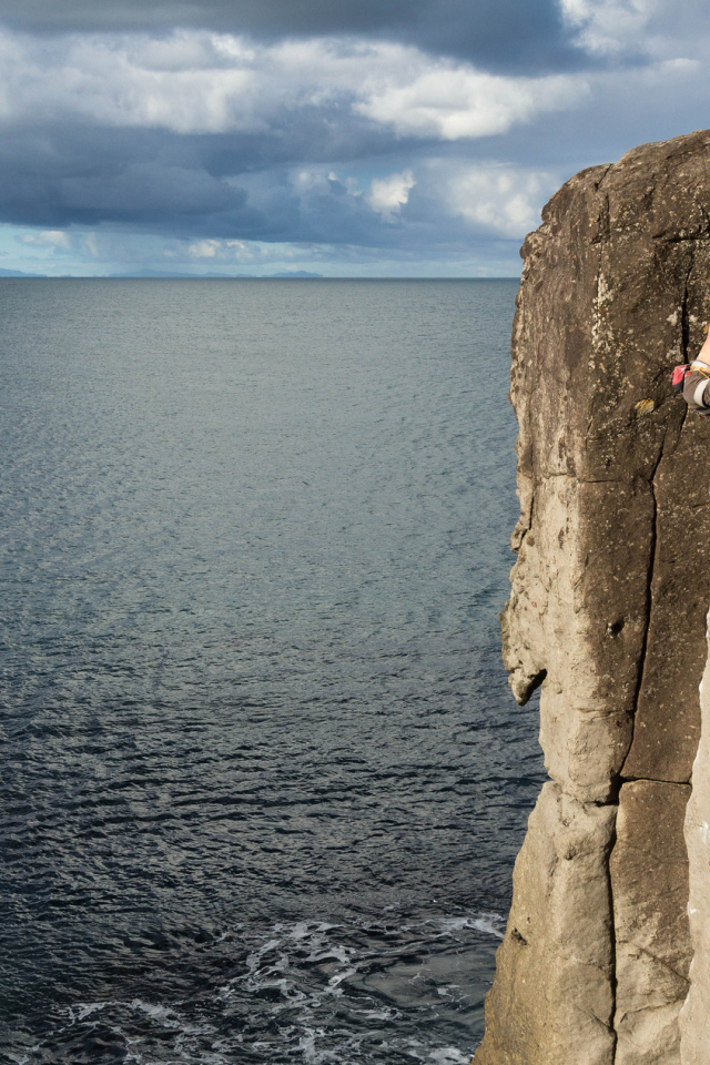Экстремальный спорт на скале