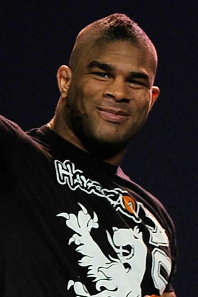 Бесстрашный боец Алистер Оверим