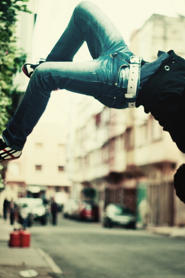 Паркур на улице