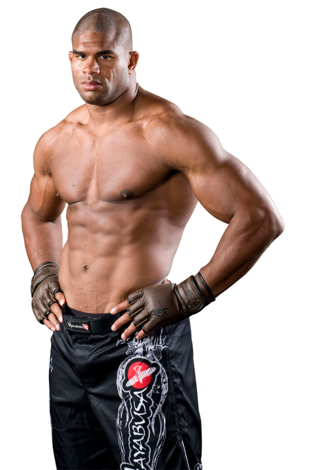 UFC чемпион Алистер Оверим