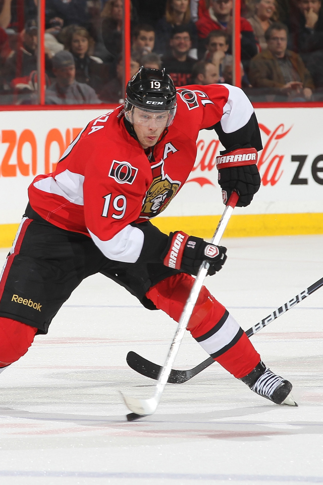 Лучший хоккеист Джейсон Спецца