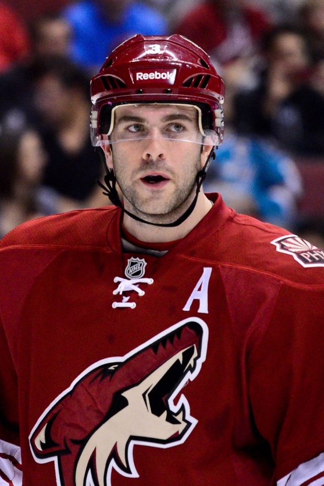 Известный Хоккеист Кейт Яндл