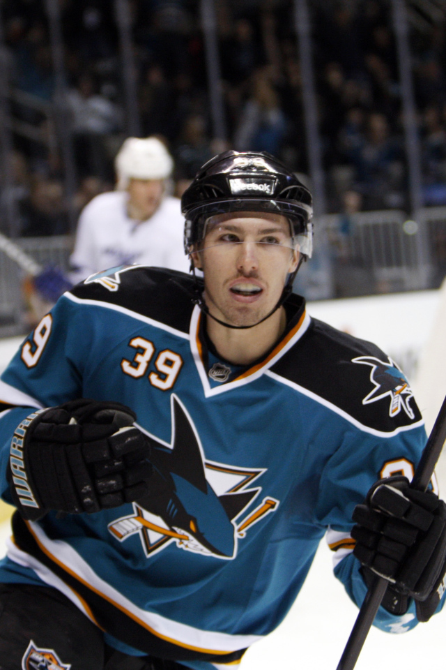 Известный Хоккеист Логан Кутюр