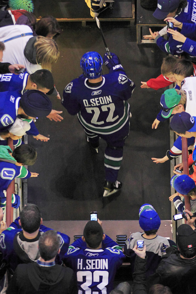 Известный игрок НХЛ Даниэль Седин