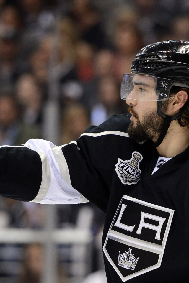 Хоккеист Дрю Даути