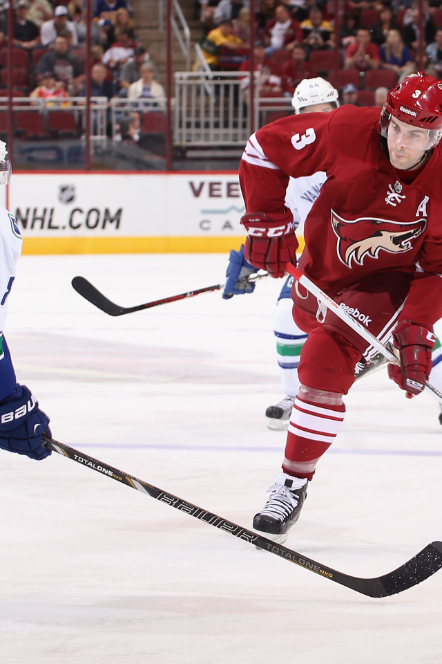 Хоккеист Кейт Яндл