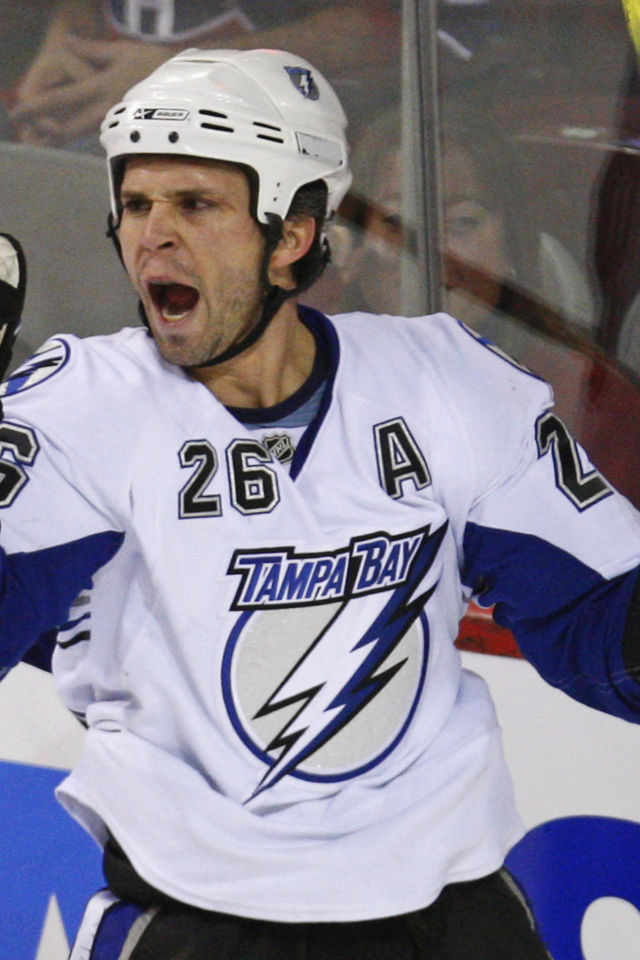 Мартин Сент-Луис на льду