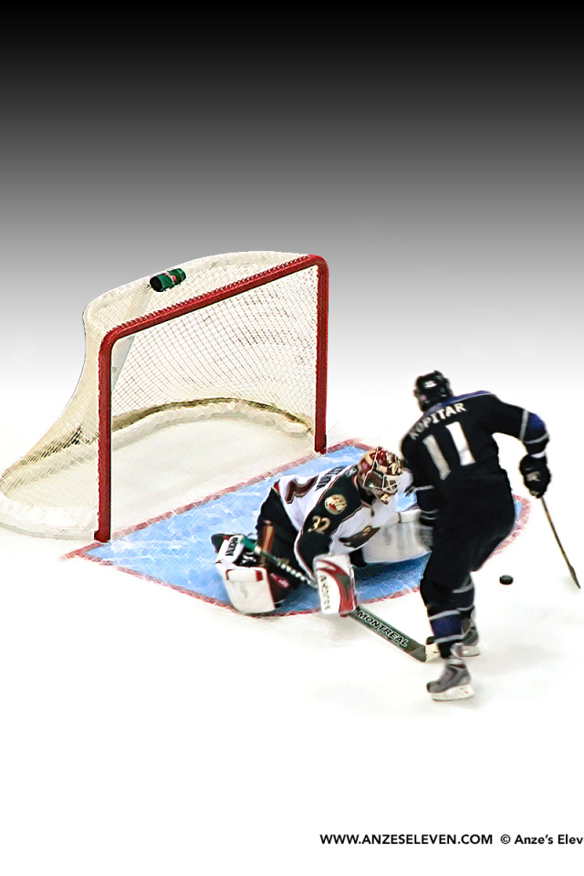 НХЛ игрок Лос-Анджелес Анже Копитар