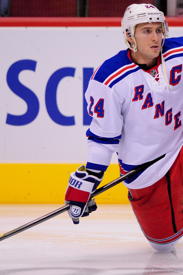 Популярный НХЛ хоккеист Райан Каллахан