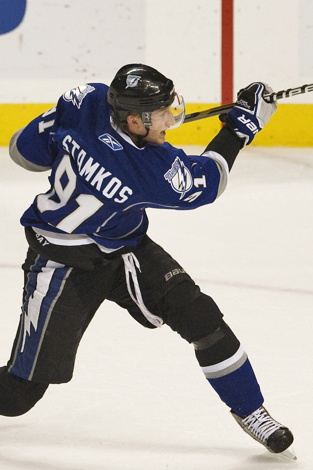 Лучший Хоккеист Тампа-Бэй Стивен Стэмкос