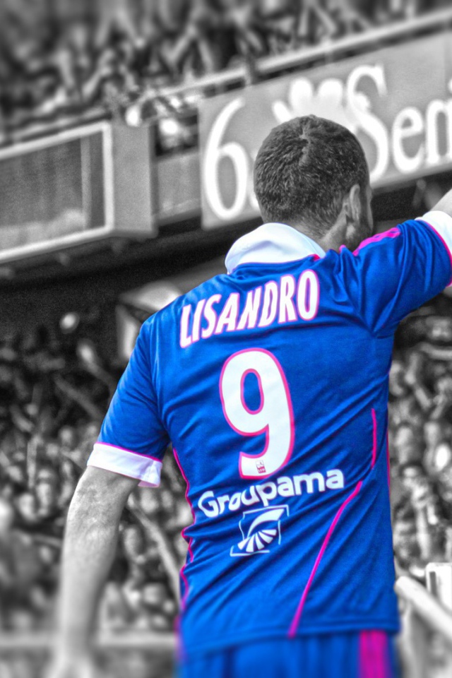 Футболист Лисандро