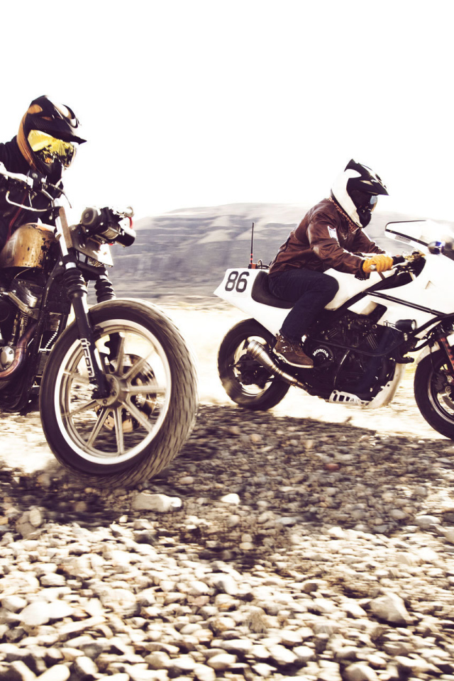 Гонки по каменной дороге