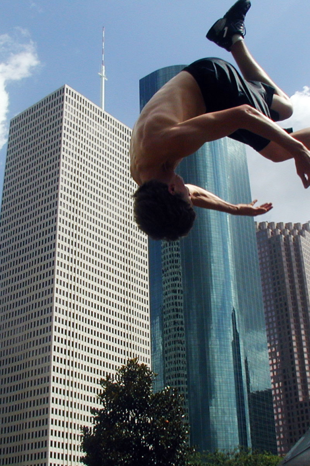Паркур в большом городе