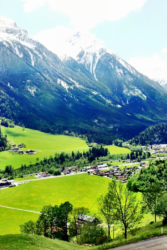 Альпийские луга на курорте Цель-ам-Зее, Австрия