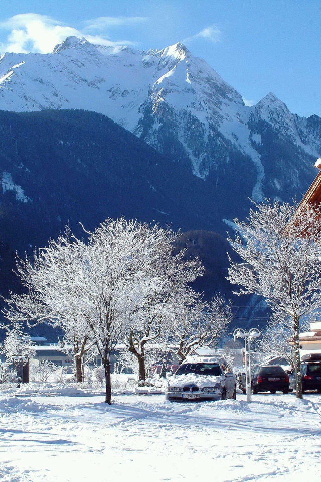 Альпы на горнолыжном курорте Майрхофен, Австрия