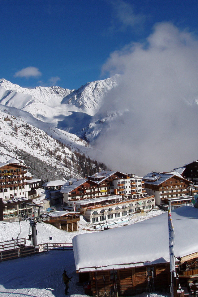 Город на горнолыжном курорте Зёльден, Австрия