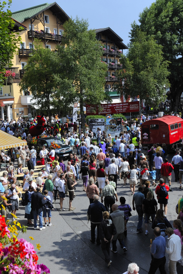 Ярмарочная площадь на курорте Зеефельд, Австрия