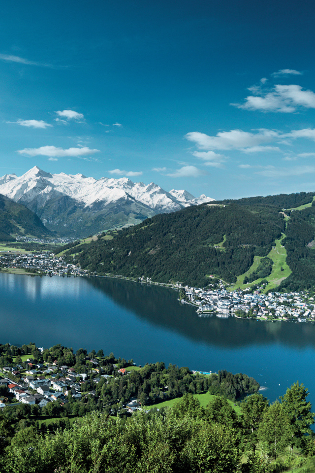 Озеро на курорте Цель-ам-Зее, Австрия