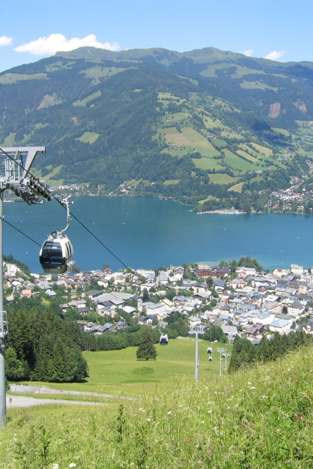 Подъемник на курорте Цель-ам-Зее, Австрия