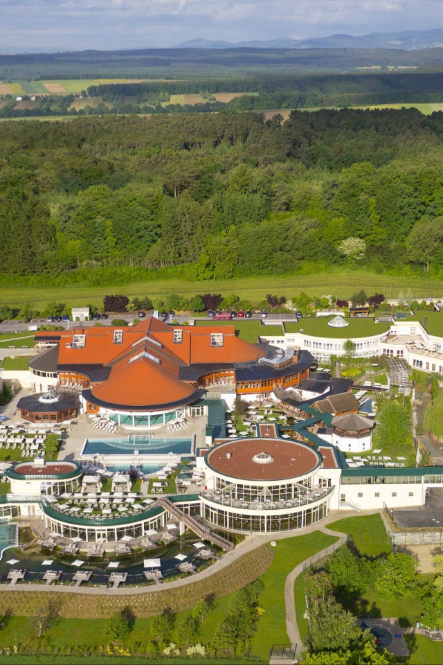 Панорама на курорте Бад Татцмансдорф, Австрия